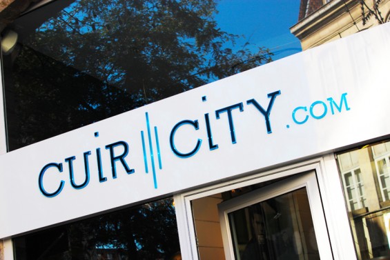 Boutique Cuir-City.com situé place des patiniers à Lille